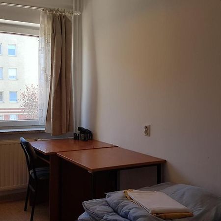 Dom Studencki Nr 11 Gdansk Brzezno Hostel Buitenkant foto