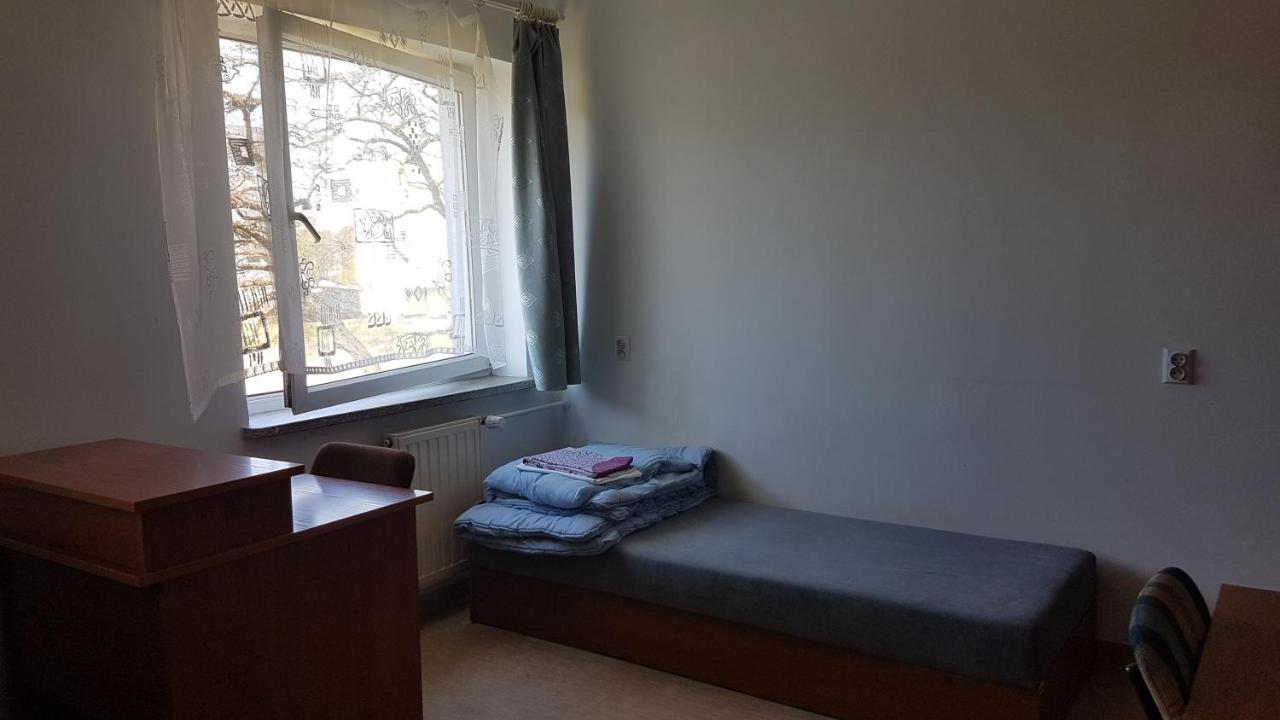 Dom Studencki Nr 11 Gdansk Brzezno Hostel Buitenkant foto